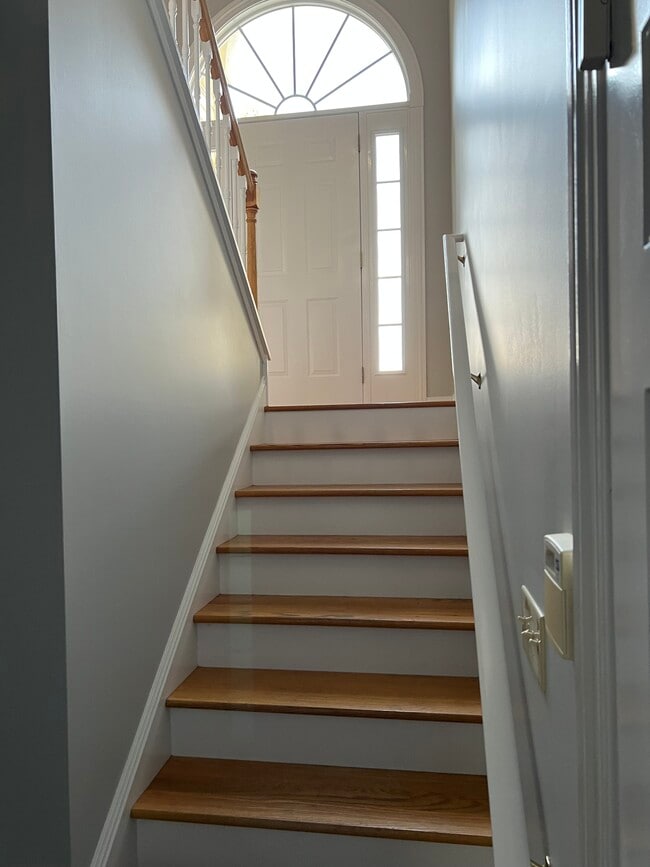 Photo - 155 Chelsea Cir