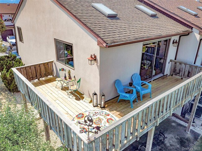 1 Anchorage Way Unit 702