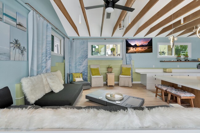 Photo - 416 Virginia St