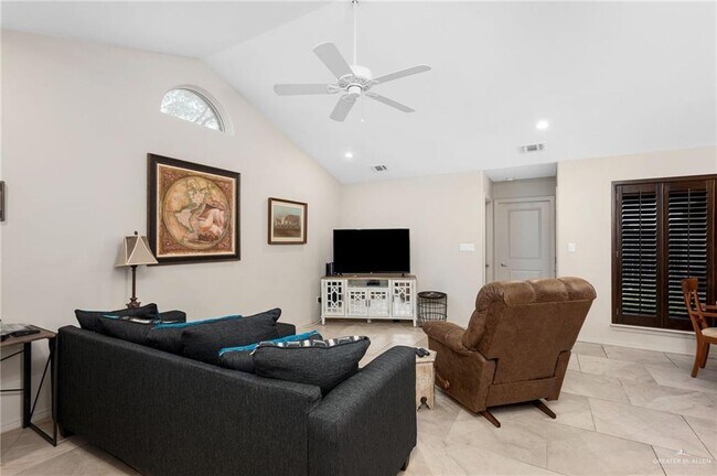 Photo - 11 Jackson N Rd