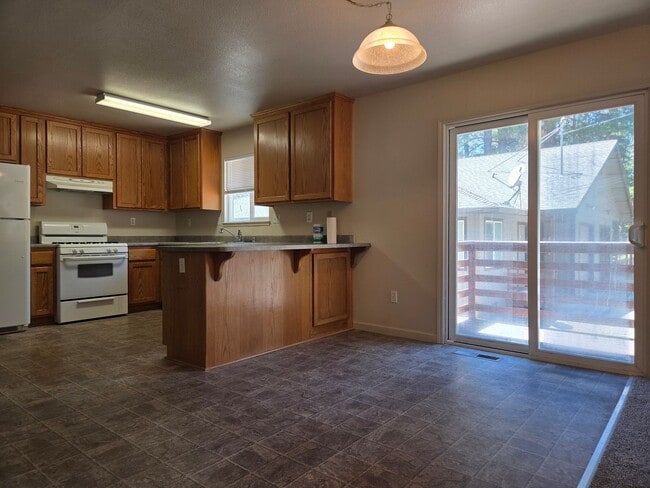 Photo - 73 Main St Unit 73 Main St.  B