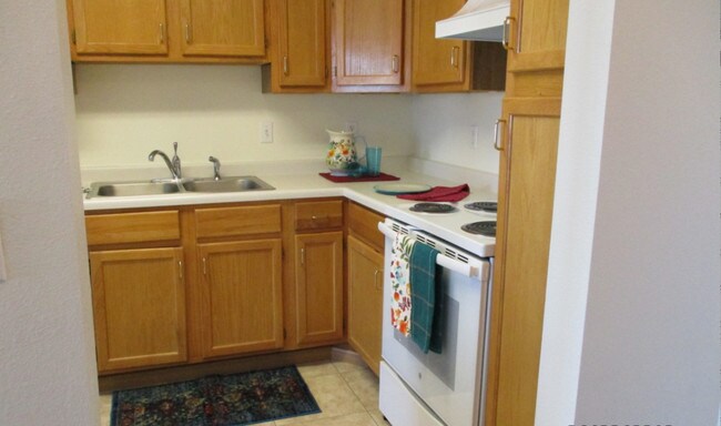 Photo - SummerField Place