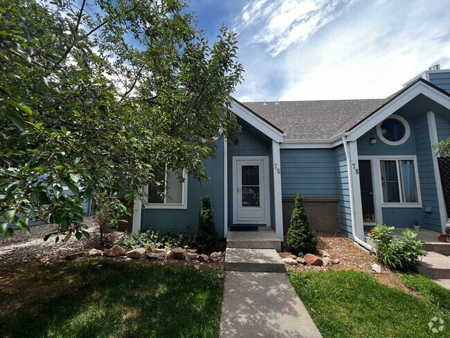 Building Photo - 4 Bed, 3 bath townhome in Western Fort Col...