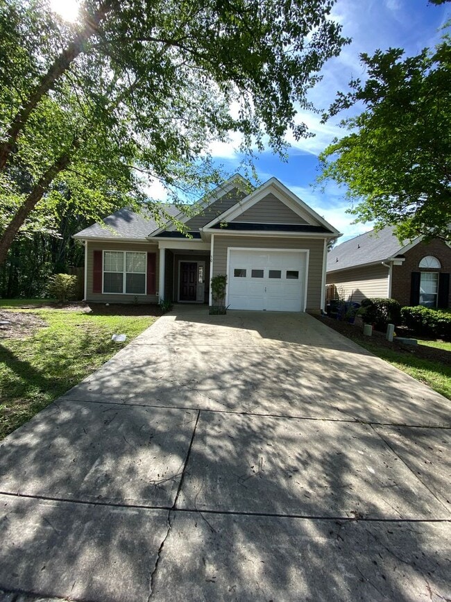 Building Photo - Adorable 3 Bedroom 3 Bath in Preston Green