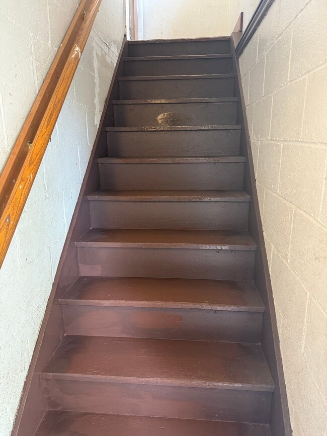 Photo - 273R Garfield St