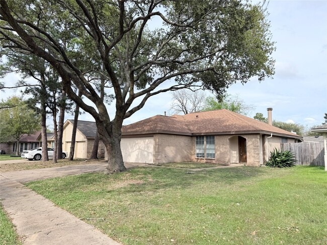 Photo - 5310 Park Shore Dr