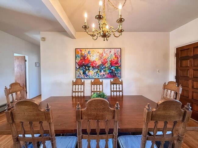 Photo - 1325 Don Gaspar Ave