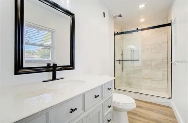 Photo - 6205 Chenault Ave