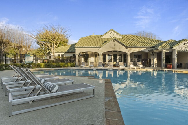 Siena Apartments apartments — community photo
