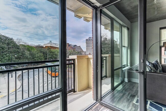 Photo - 908 14th Ave S Unit 101A