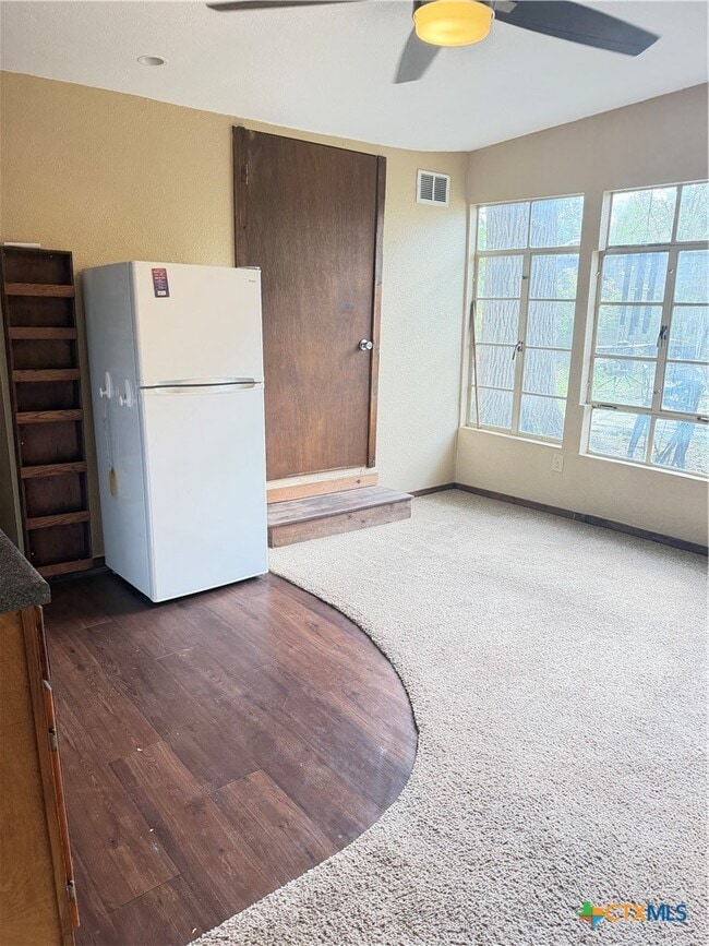 Photo - 365 S Sycamore Ave