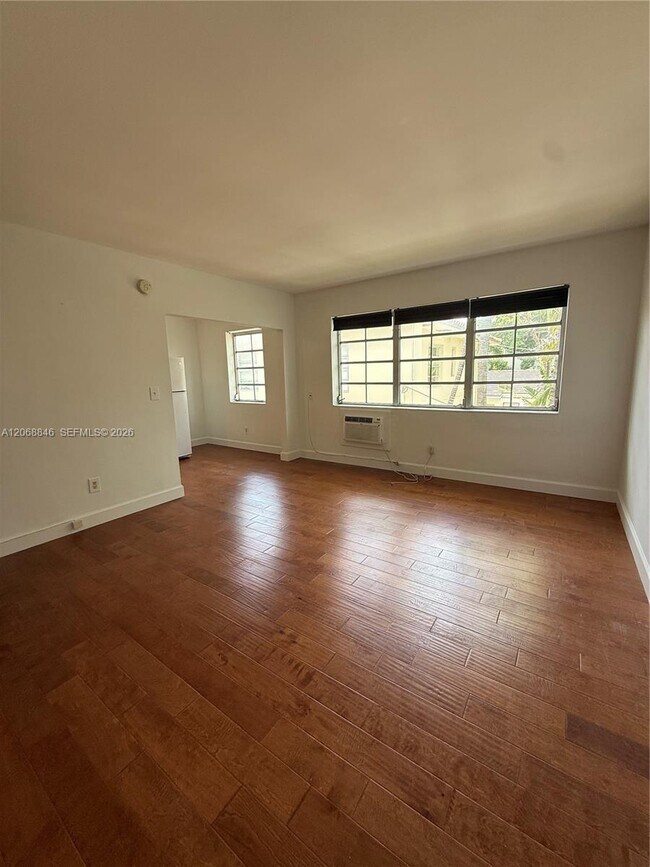 Photo - 1616 Michigan Ave Unit 15