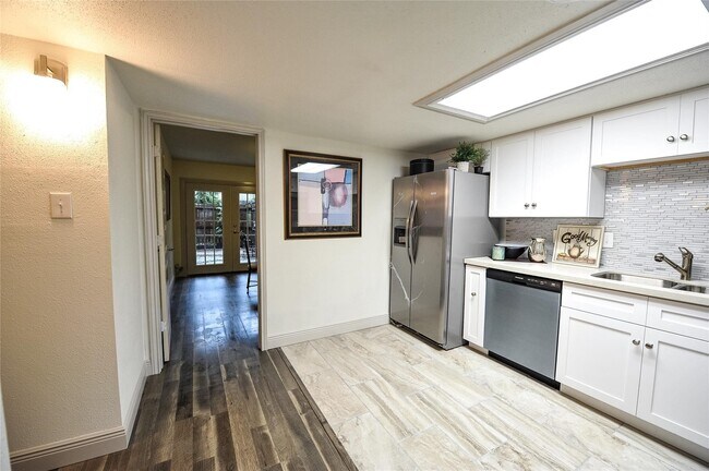 Photo - 12633 Memorial Dr Unit 71