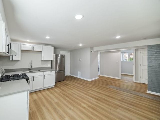 Photo - 923 W 85th St