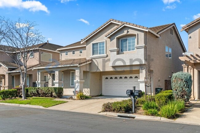 Photo - 709 Buriat St