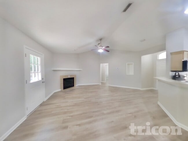 Photo - 2024 Farm Way