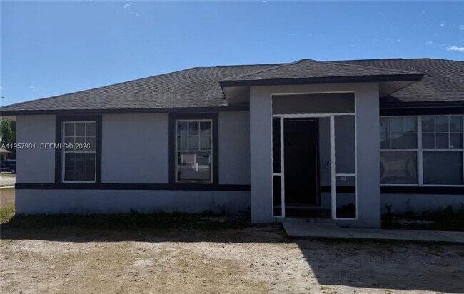 Photo - 3241 Willin St