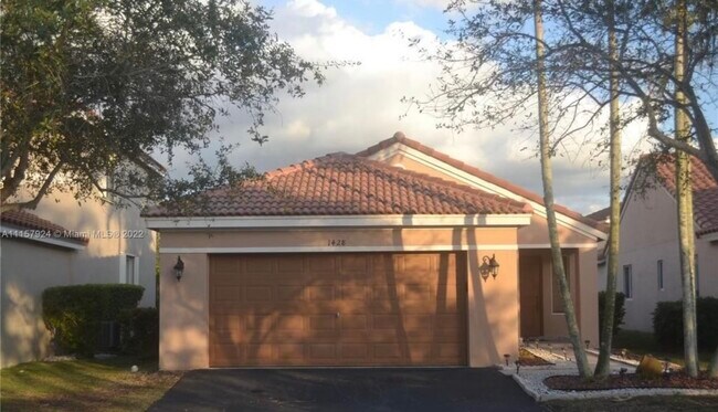 Photo - 1428 Majesty Ter