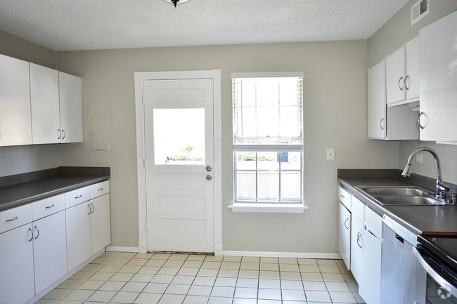 Building Photo - 9330 E Girard Ave Unit 9330 E Girard Ave APT 9