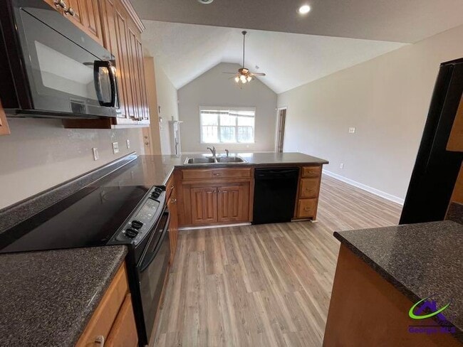 Photo - 114 Cedarland Dr