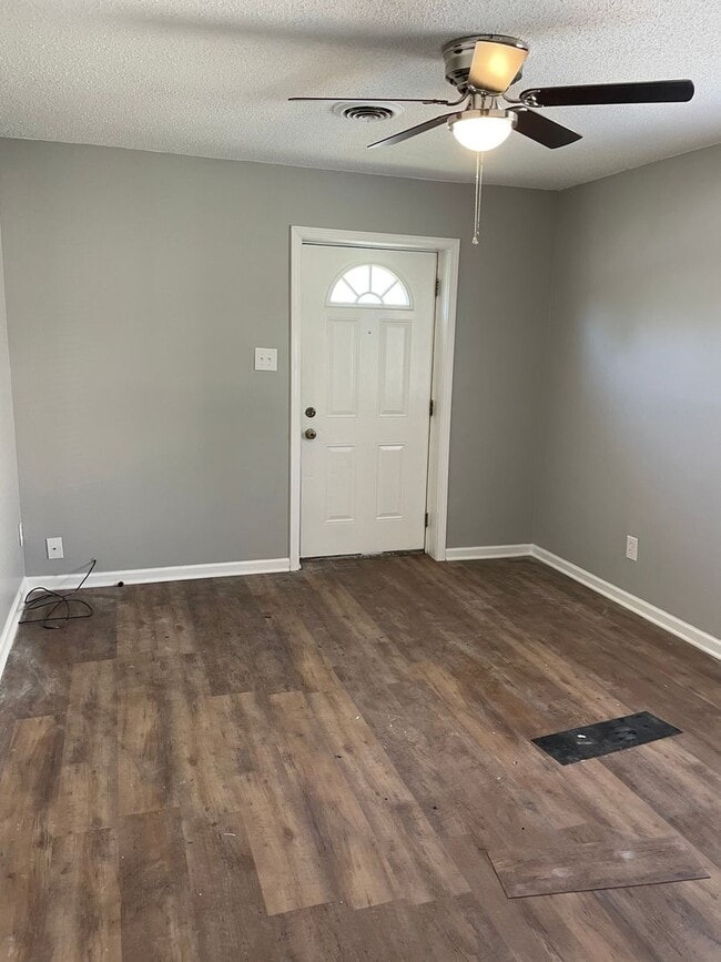 Photo - Renovated One Bedroom Duplex