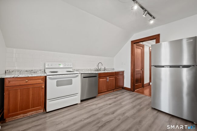 Photo - 225 Winthrop St Unit #3