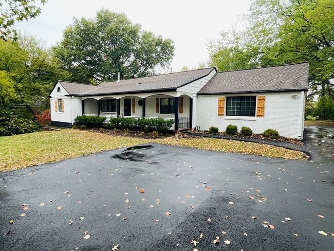 Photo - 2010 W 95th St