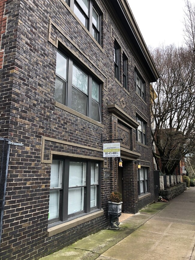 Sara Ann Apartments