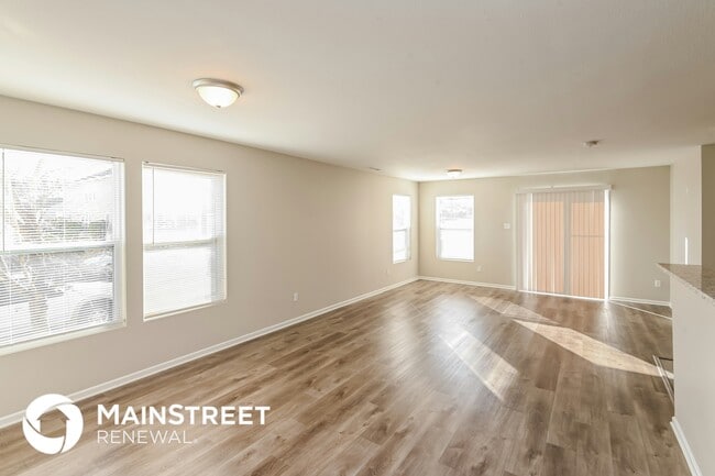 Photo - 700 Shellbark Dr