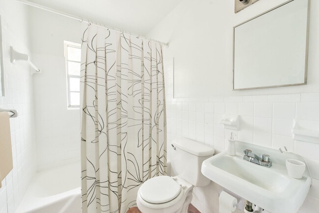 Photo - Frederick Gardens