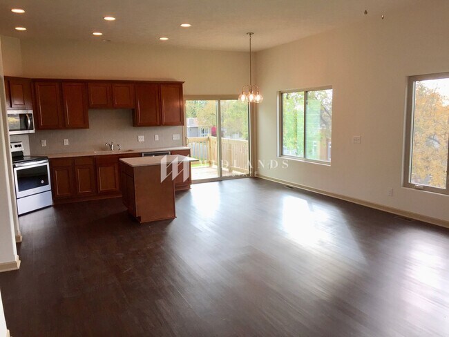 Photo - New Rambleridge Ranch