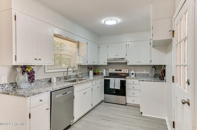 Photo - 4413 Wrightsboro Rd