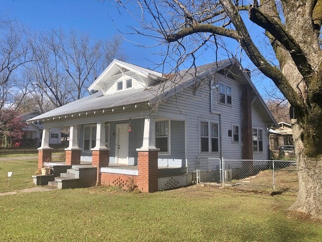 Photo - 301 13th St NE Unit 301 13th