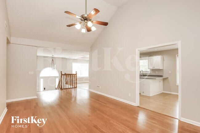 Photo - 1480 Royale Castle Dr