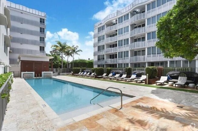 1st of 2 Resort Style Pools - 435 21st St Unit 101 Rental