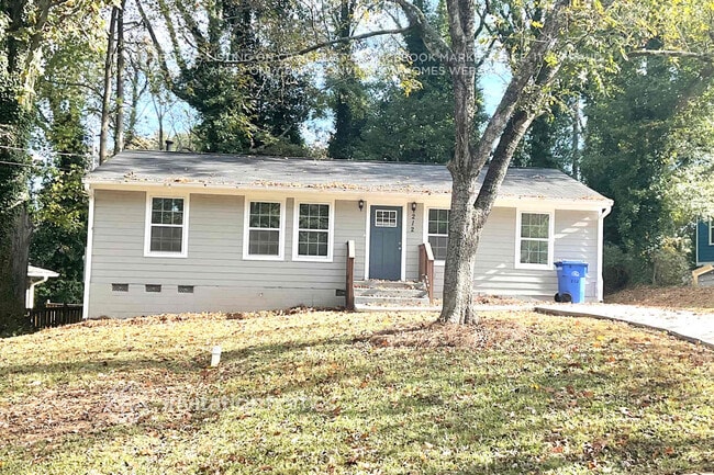 Photo - 212 Glenrose Cir SW