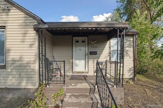 Photo - 5315 Edgewood St