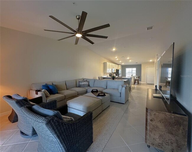 Photo - 14241 Heritage Landing Blvd Unit 1821
