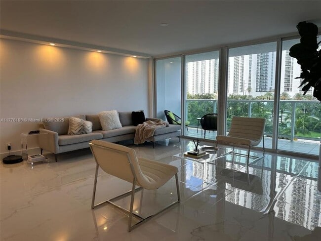 Building Photo - 2 bedroom in Sunny Isles Beach FL 33160 Rental