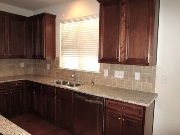 Photo - 307 Victoria Heights Dr