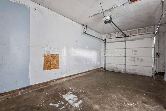 Photo - 60 Vicksburg Ln