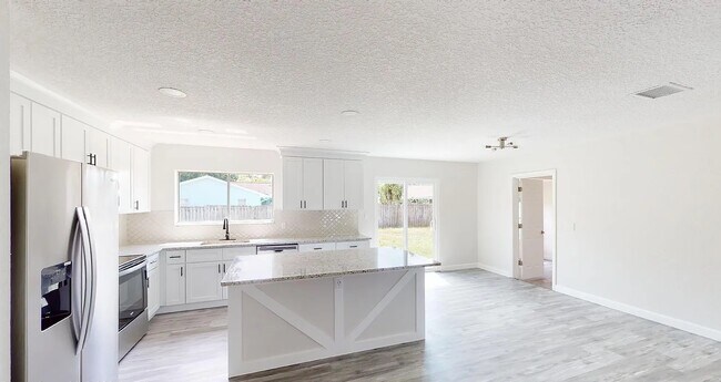 Photo - 1214 Port Malabar Blvd NE