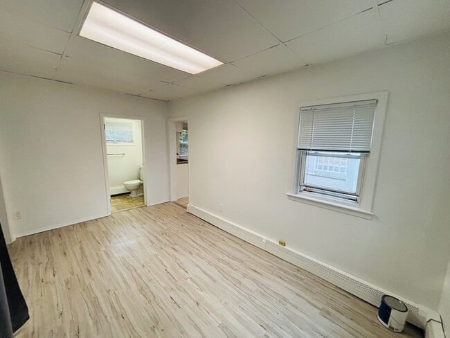 4 Sea Cliff Ave