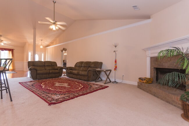 Photo - Spectacular 3 Bedroom 2 Bath House in Ocon...
