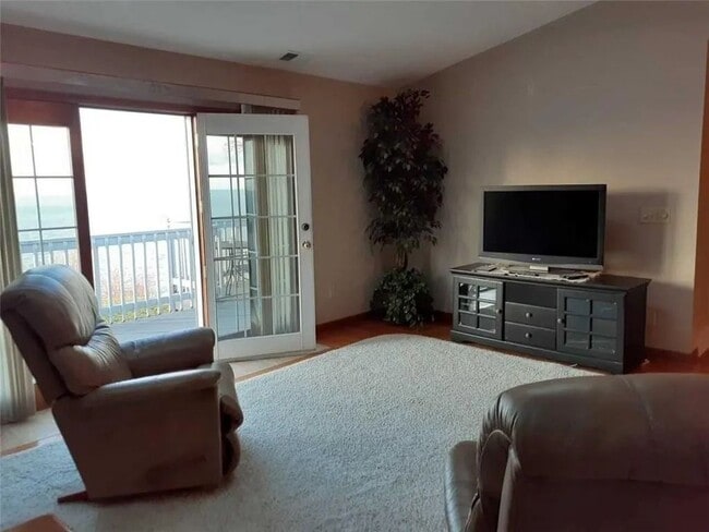 Photo - 3304 Baer Beach Rd Unidad C-13