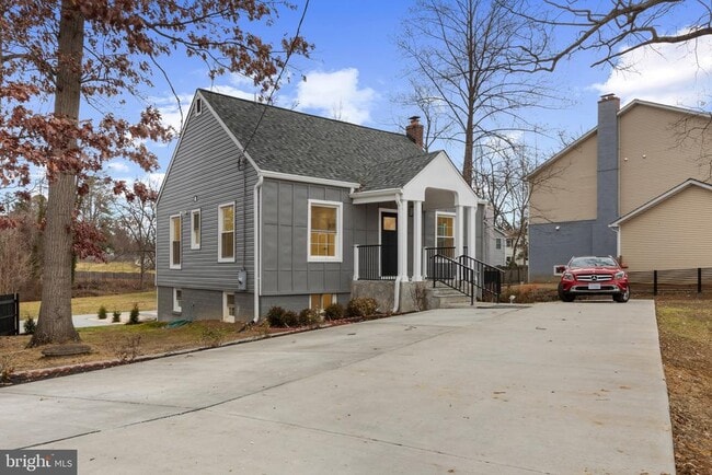Photo - 3284 Annandale Rd