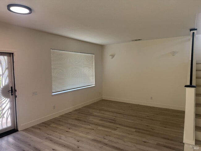 Building Photo - 5216 Academy Dr Rental