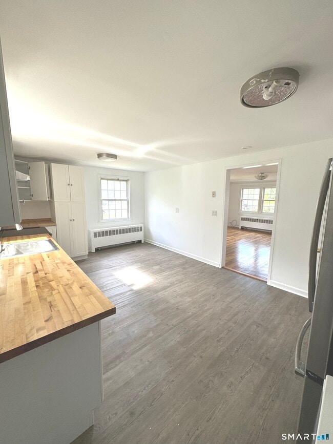 Photo - 110 Dirienzo Heights