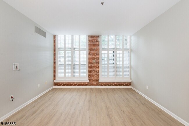 Photo - 262 Main St Unit 119