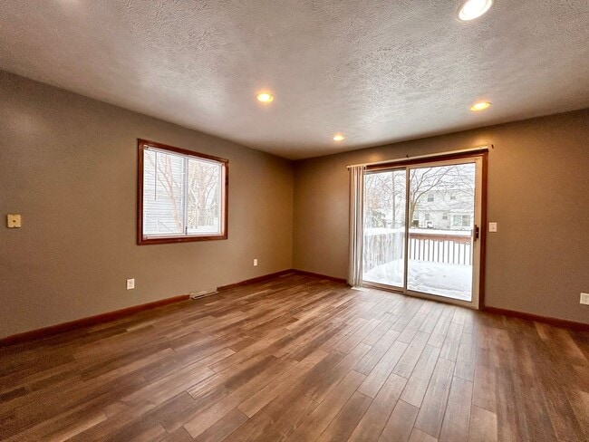 Photo - Four Bedroom Duplex in Kentwood - $400 OFF 1st Month!